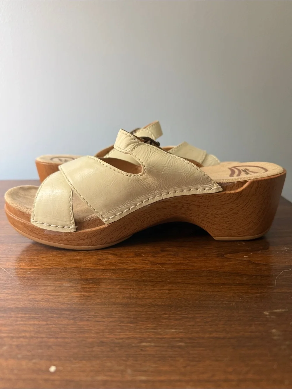 DANSKO White Leather Comfortable Wedge Heel Sandal Size 38/8